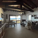 Punta Est - Quadri Vega Grande Terrazza Vista Mare Apartmán *