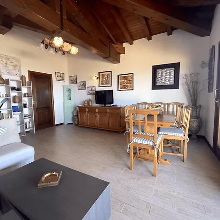 Punta Est Quadrilocale Terrazza Favolosa Vista Mare Апартаменты Капо-Кода-Кавальо