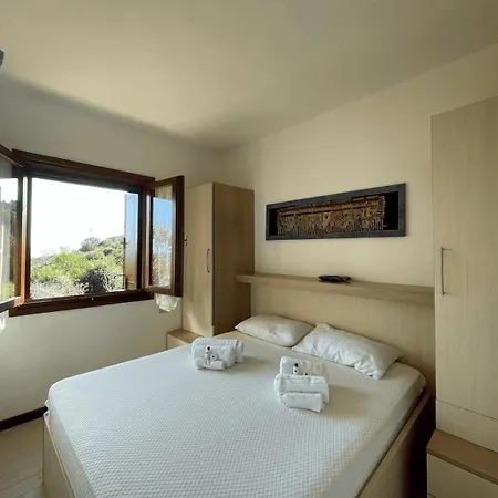 Punta Est Quadrilocale Terrazza Favolosa Vista Mare Капо-Кода-Кавальо