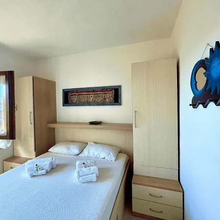 Punta Est - Quadri Vega Grande Terrazza Vista Mare Apartment *