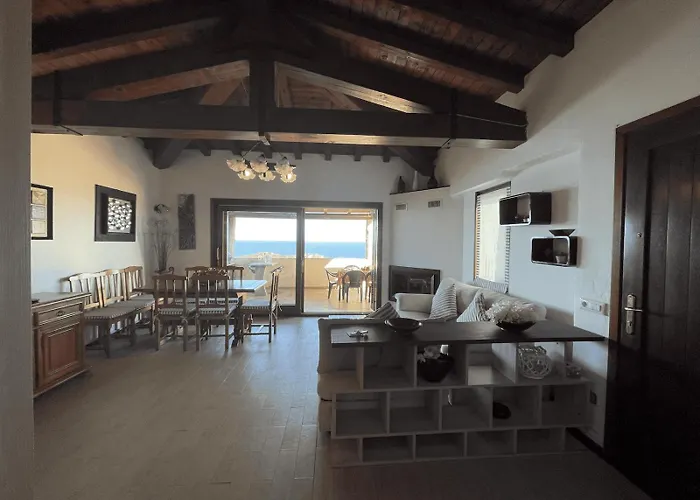 Punta Est Quadrilocale Terrazza Favolosa Vista Mare Apartman *