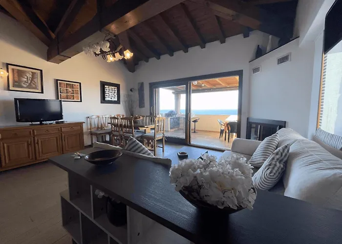 Appartamento Punta Est Quadrilocale Terrazza Favolosa Vista Mare *
