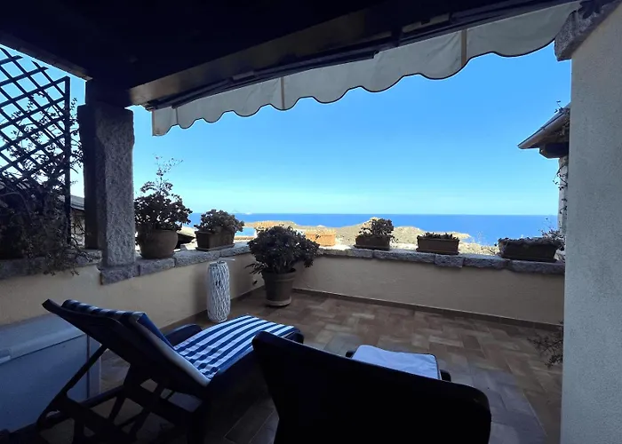 Apartamento Punta Est Quadrilocale Terrazza Favolosa Vista Mare Capo Coda Cavallo