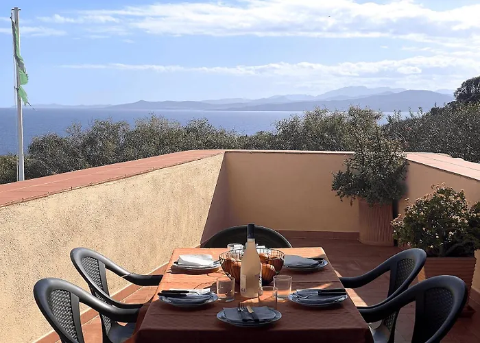 Punta Est Quadrilocale Terrazza Favolosa Vista Mare Apartman Capo Coda Cavallo