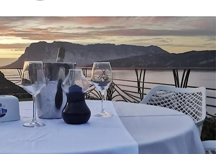 Punta Est Quadrilocale Terrazza Favolosa Vista Mare Apartamento Capo Coda Cavallo